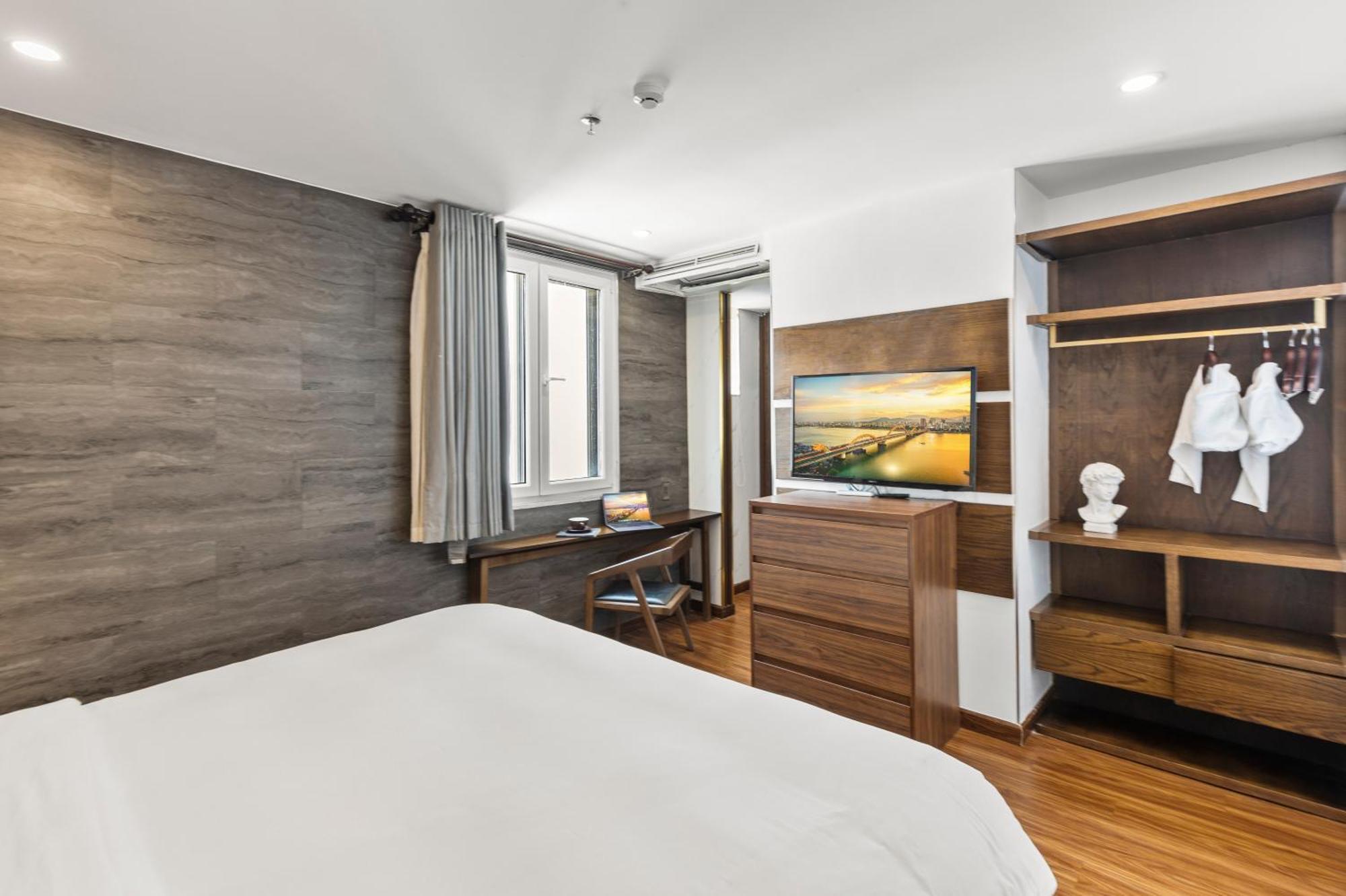 Tokyo Boutique Front Beach Hotel Дананг Екстериор снимка